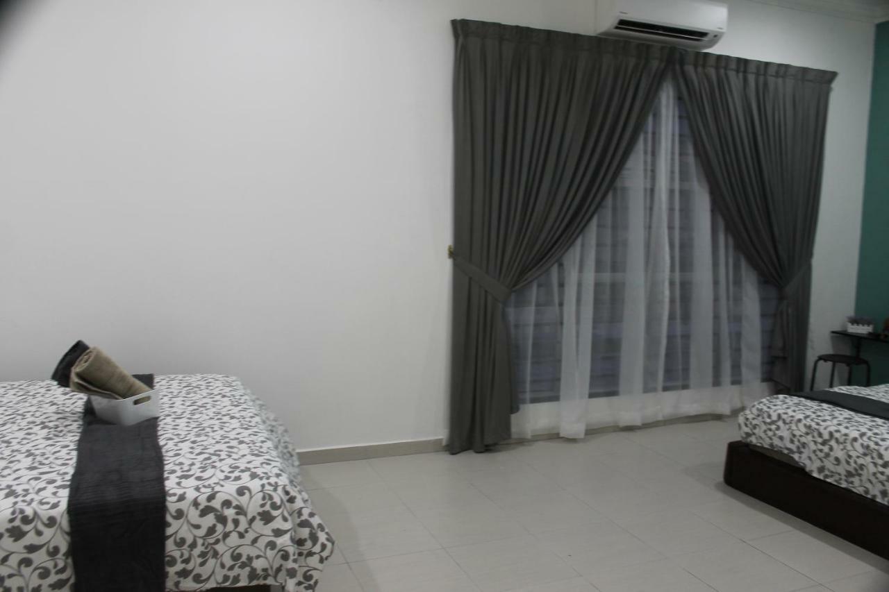 Luxury Kuala Selangor Homestay Exterior photo